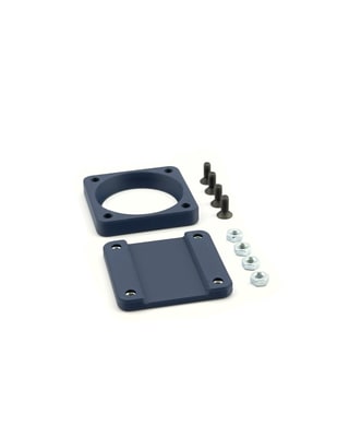 AirTag holder on collar detail 4